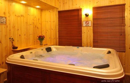 Suites & Spa Galilee Qiryat Shemona Extérieur photo